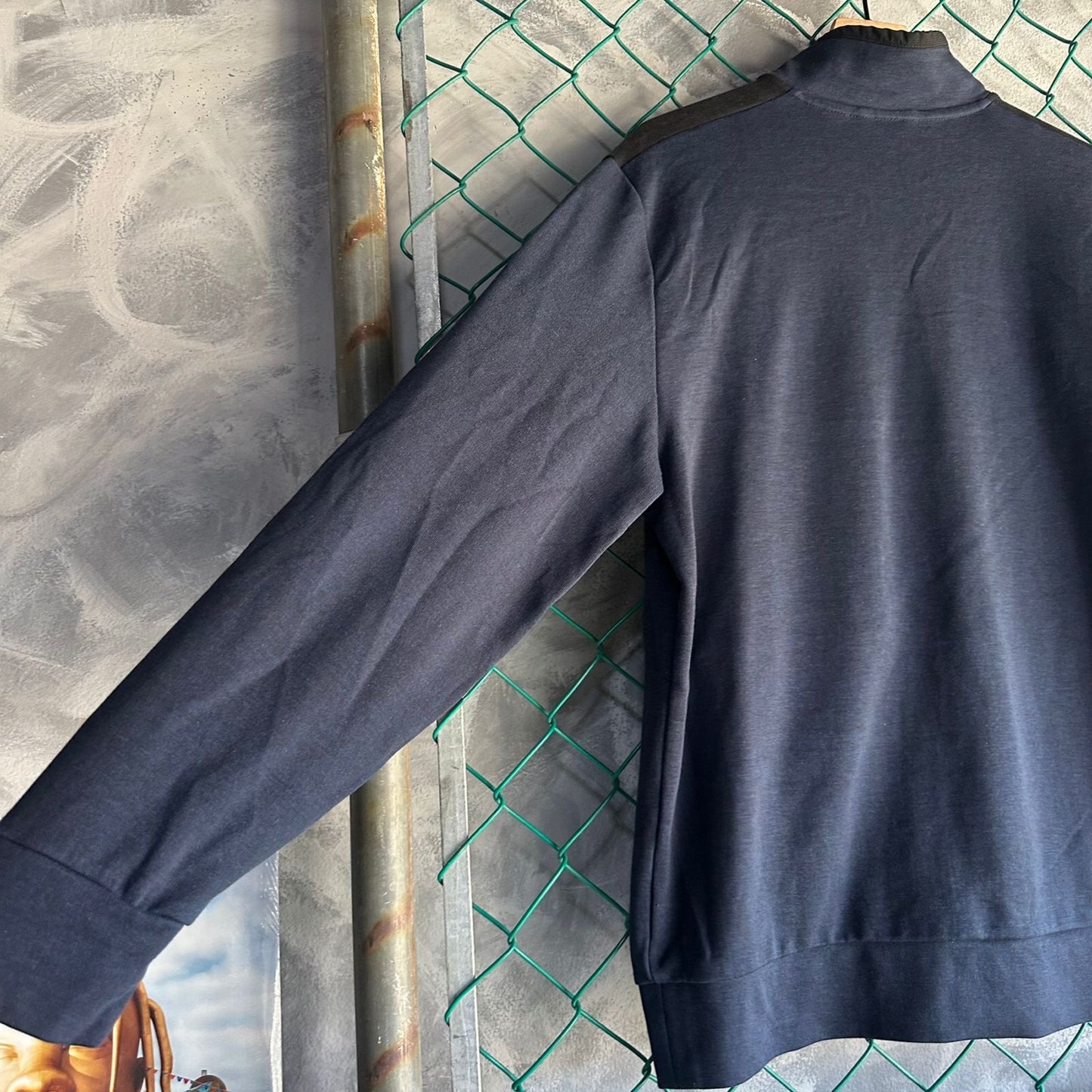 Suter Calvin Klein De Hombre Talla L Color Azul Marino Con Ziper Sin Gorro Deportivo