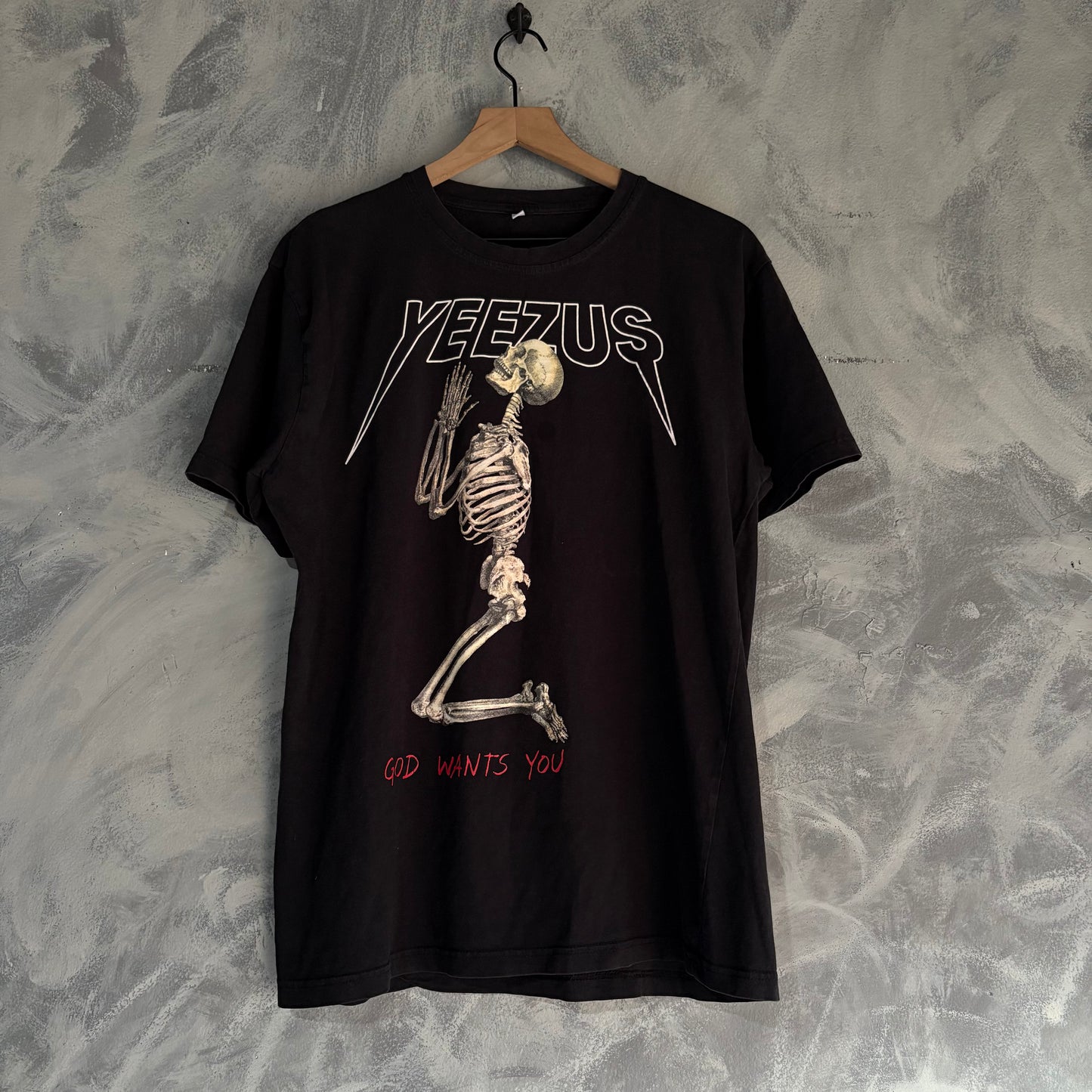 Playera de Yeezus Para Hombre Talla XL Reducida a M Color Negro Tour 2013