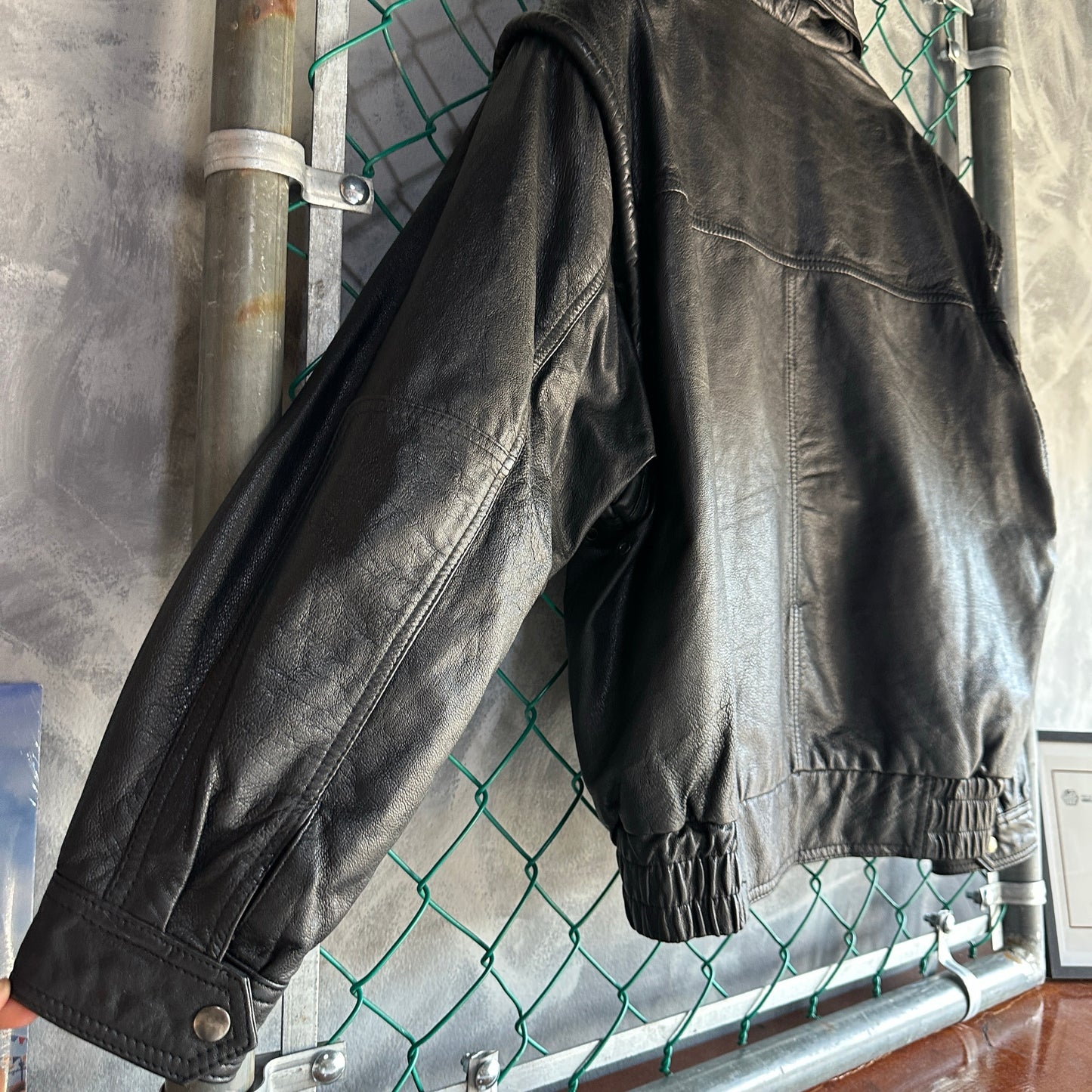Chamarra De Cuero Vintage Mirage De Hombre Talla L Color Negro Piel Geniuna