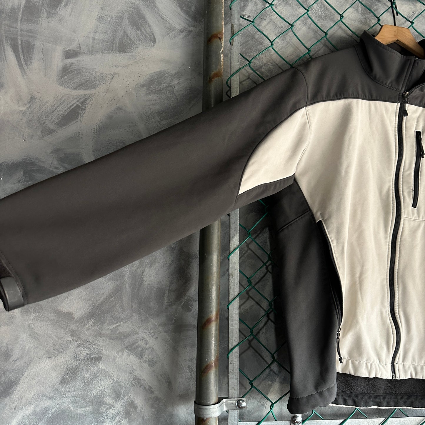 Chamarra The North Face De Hombre Talla XL Color Blanco Gris Forro Polar Táctica