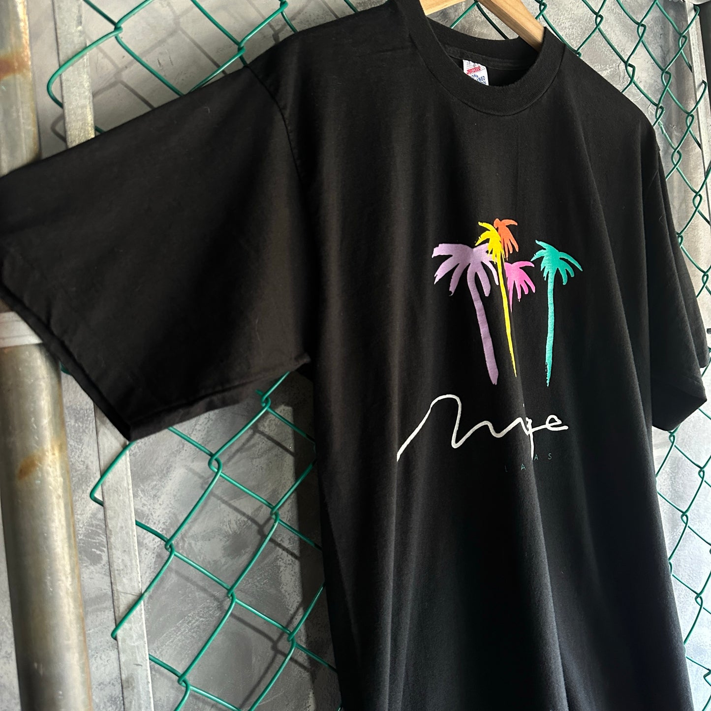 Camisa Vintage De Las Vegas Del Hotel Mirage De Hombre Talla Xl Color Negro Tela Gruesa Oversize