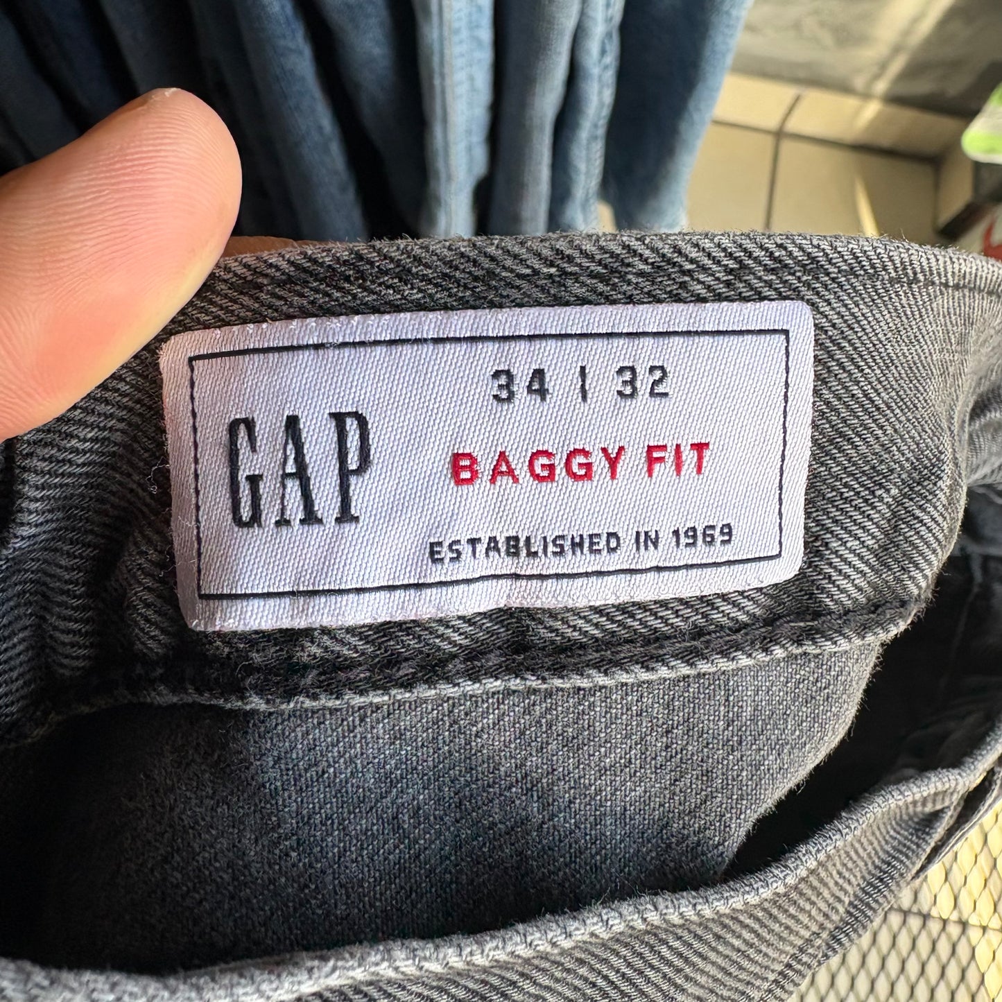 Pantalón GAP Para Hombre Talla 34x32 Color Negro Deslavado de Mezclilla Corte Baggy