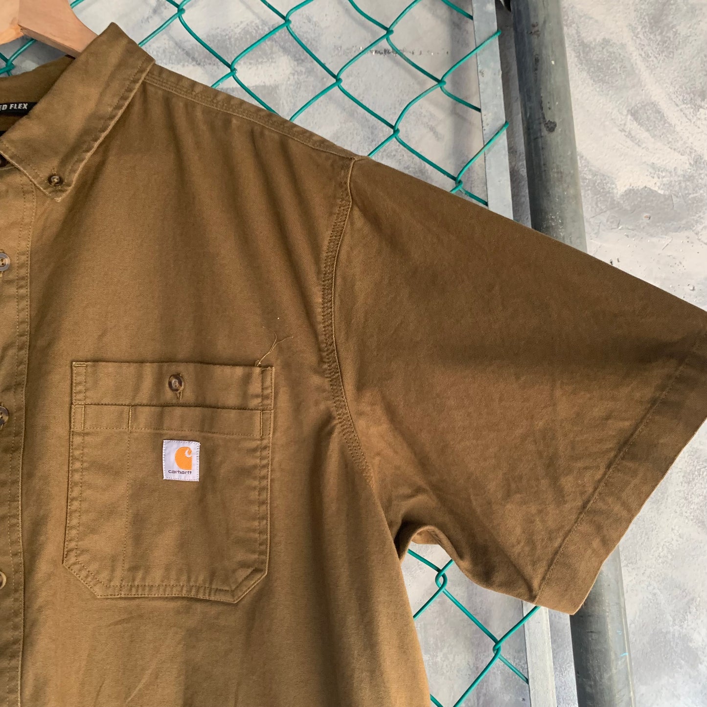 Camisa De Botones Carhartt Para Hombre Talla 2XL Color Cafe