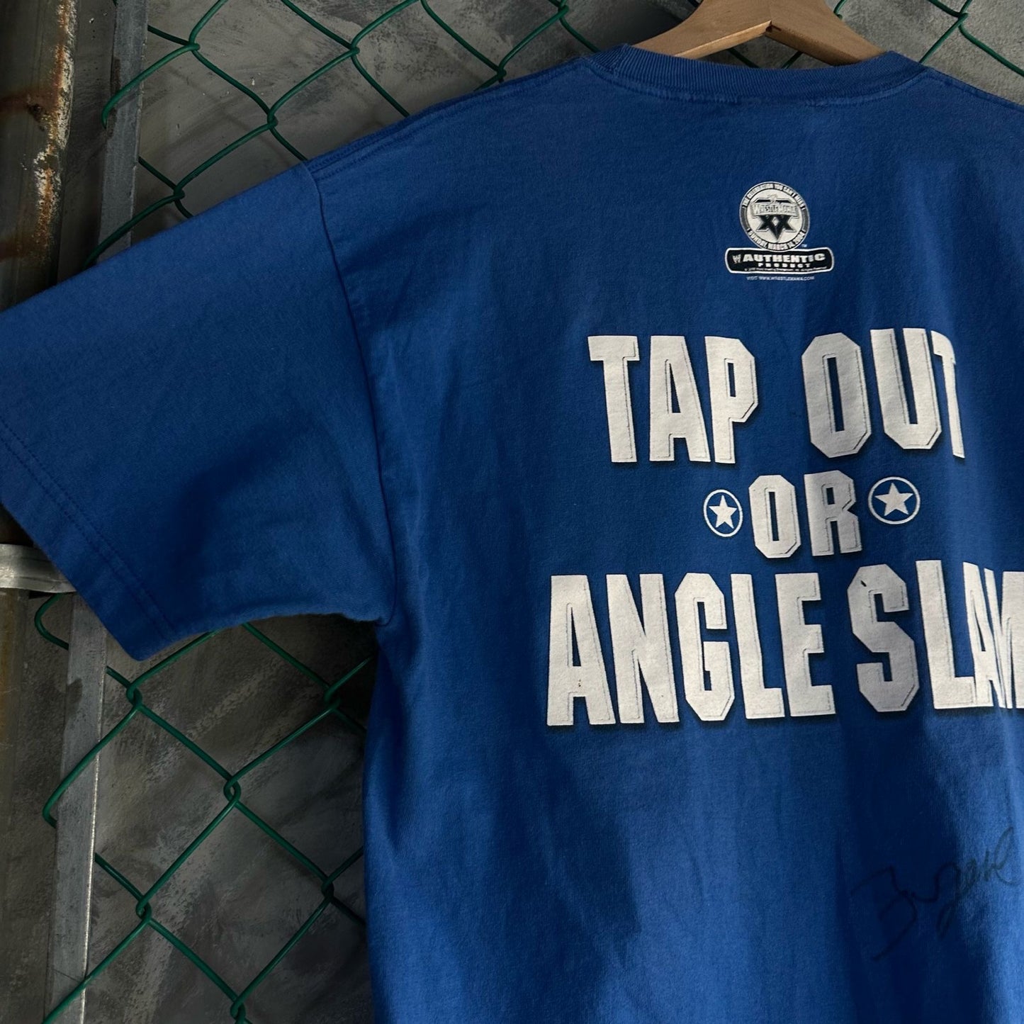 Camisa Vintage Autografiada De WWE De Hombre Talla L Color Azul Manga Corta