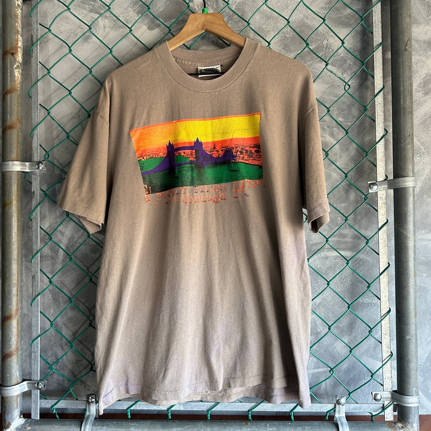 Camisa Vintage Dr Martens De Hombre Talla Xl Color Gris Single Stitch ¨Kick the System¨
