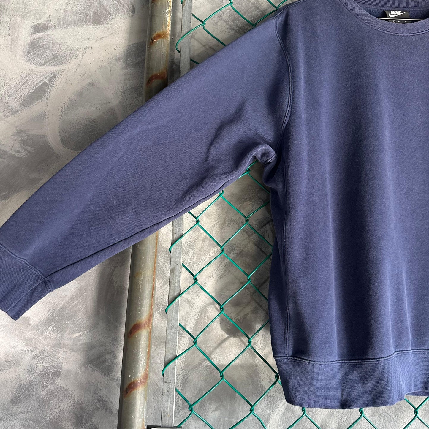 Sueter Nike De Hombre Talla L Color Azul Marino Desvanecido Moderno Crewneck