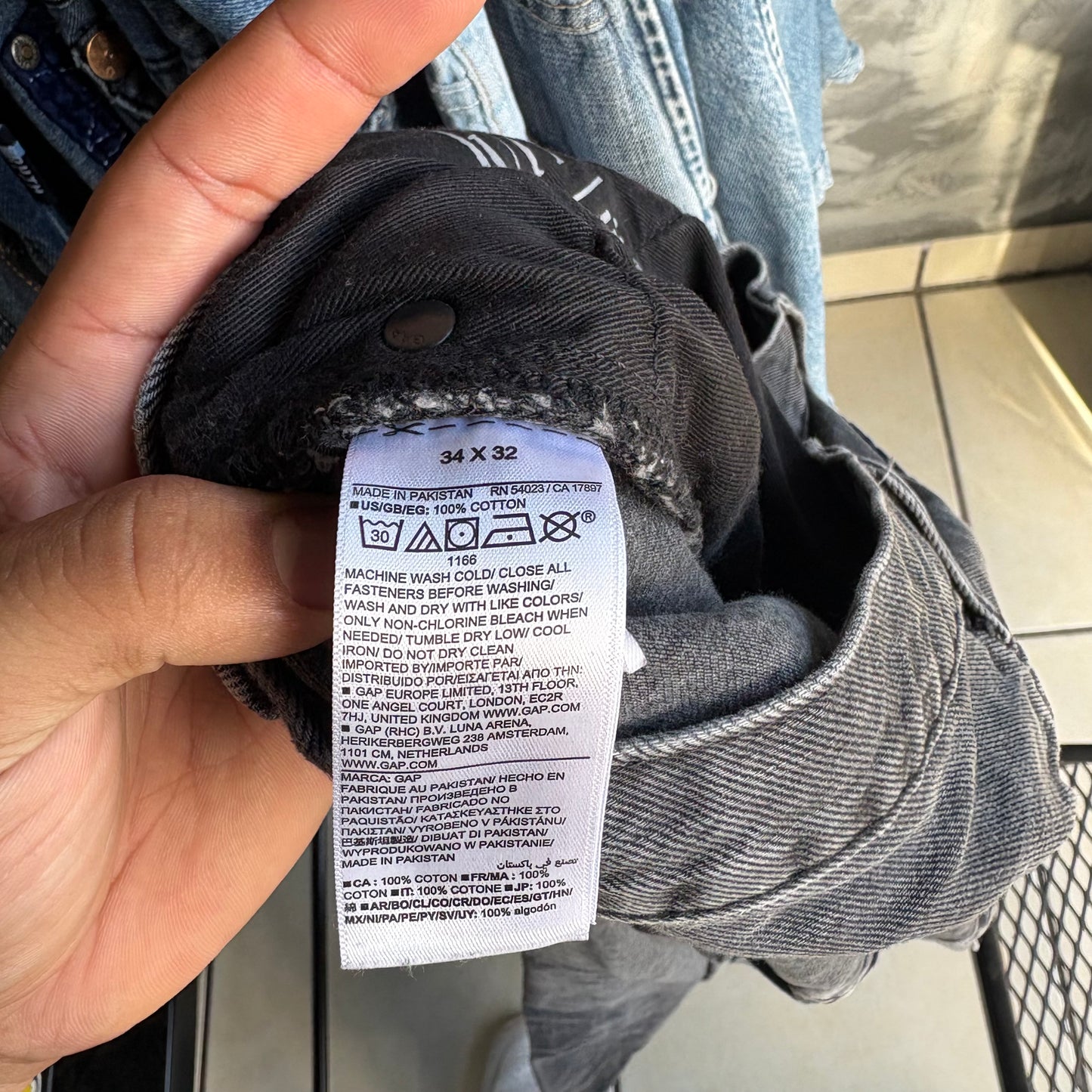 Pantalón GAP Para Hombre Talla 34x32 Color Negro Deslavado de Mezclilla Corte Baggy
