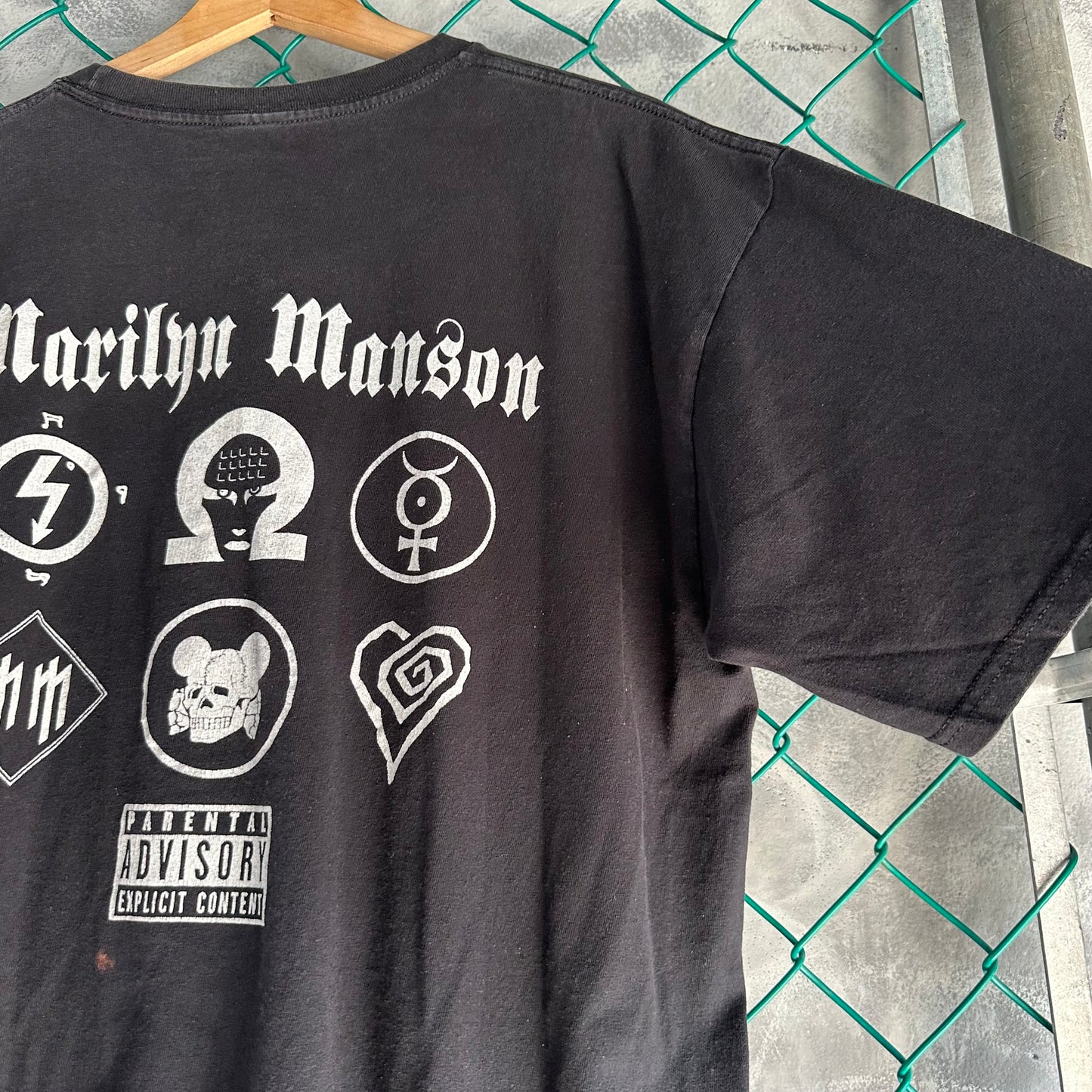 Camisa De Marlyn Manson De Hombre Talla XL Color Negra Con Bordado Y Print Grande Rock And Death