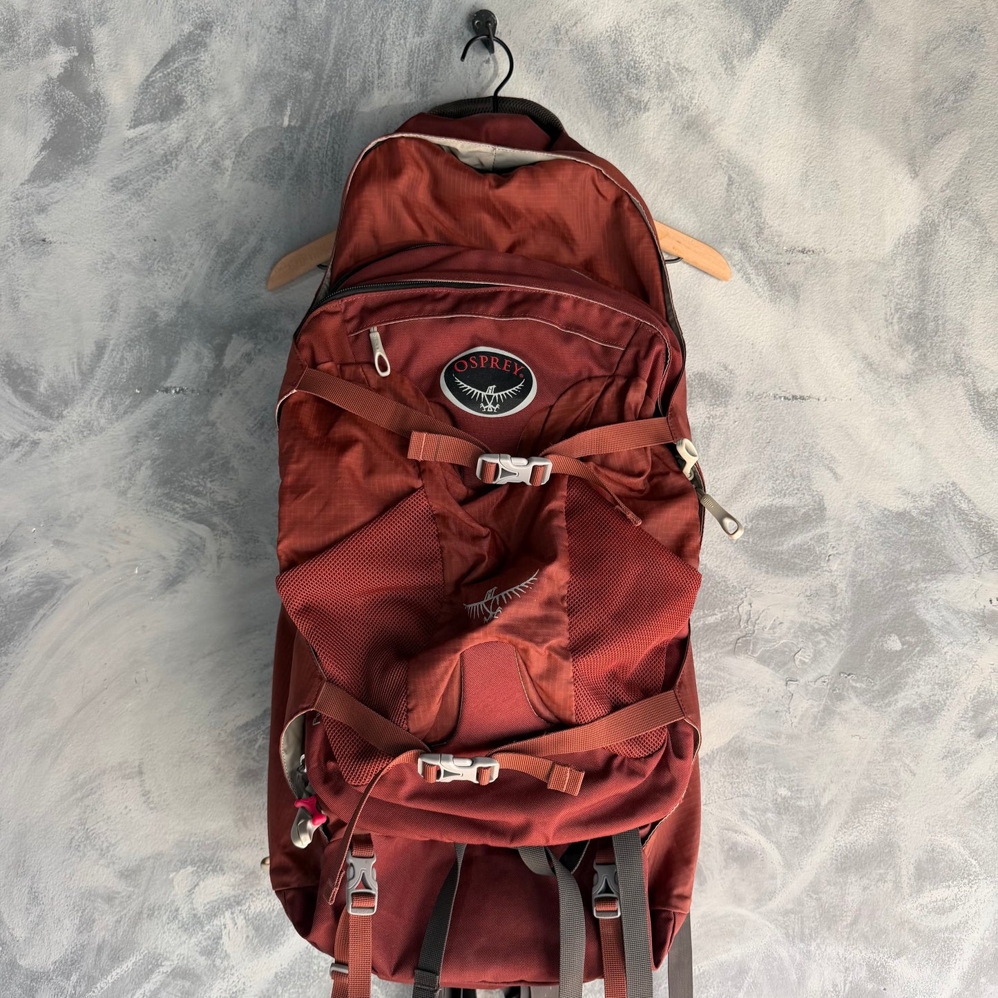 Mochila Osprey De Hiking Con Bolsa Pequeña De 70L