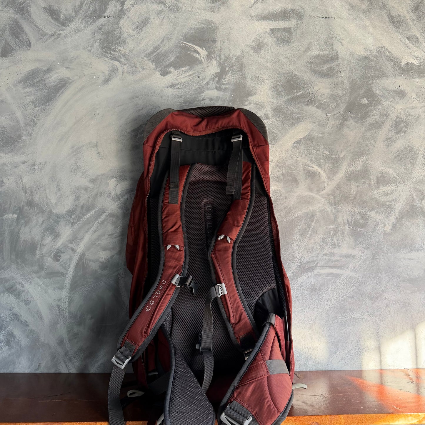 Mochila Osprey De Hiking Con Bolsa Pequeña De 70L