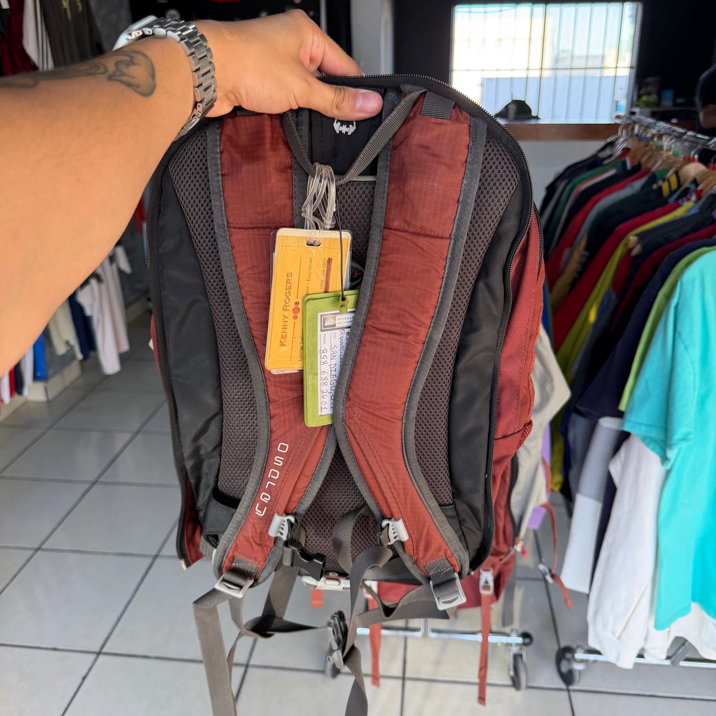 Mochila Osprey De Hiking Con Bolsa Pequeña De 70L