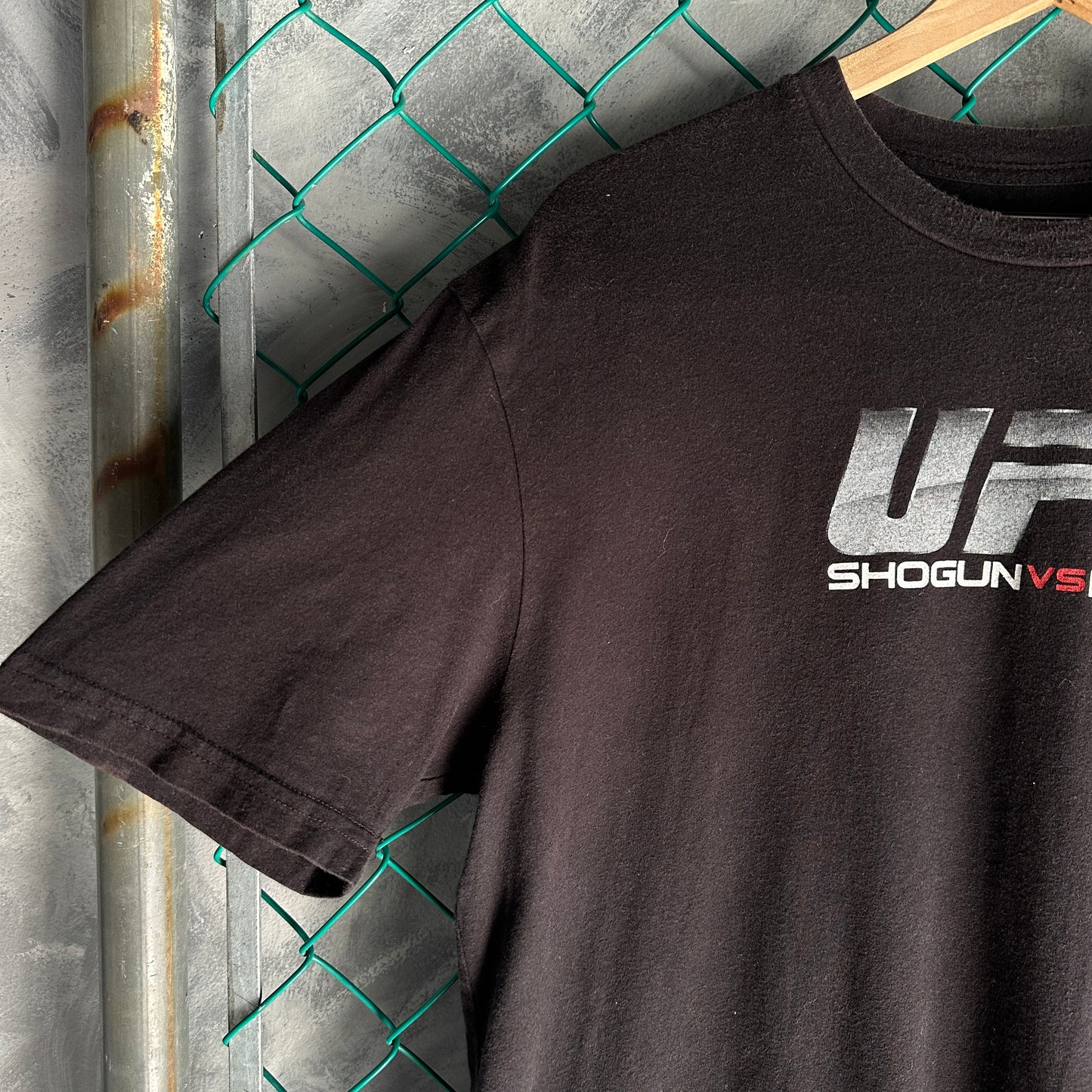 Camisa De Lucha De UFC Shogun VS Hendo De Hombre Talla XL Color Negro